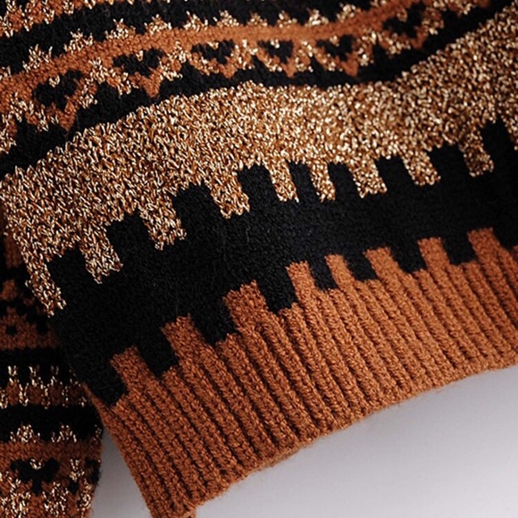 Geo Pattern Sweater - Picture 3 of 3